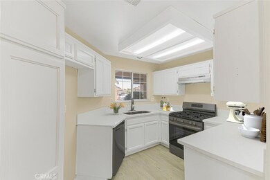 3456 Citrine Ln, Rosamond, CA 93560 - photo 6