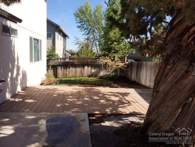 2242 SW 37th St, Redmond, OR 97756 - photo 6