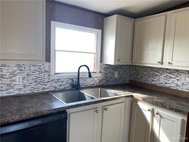 3018 Sage Dr, Weslaco, TX 78596 - photo 6