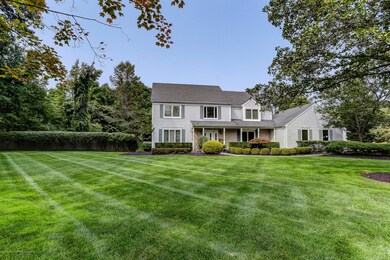 7 Kathy Ct, Holmdel, NJ 07733 - photo 2