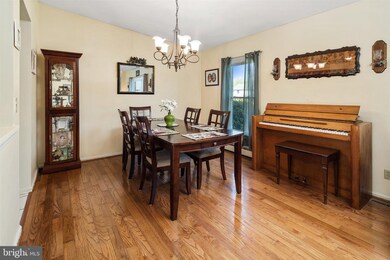 7 Nalbone Ct, Trenton, NJ 08620 - photo 4