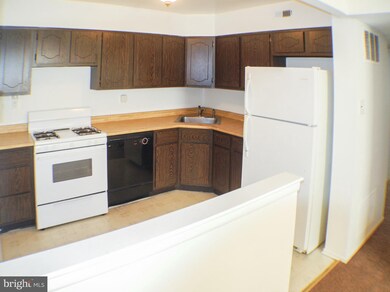 3548 Woodhaven Rd unit B, Philadelphia, PA 19154 - photo 2