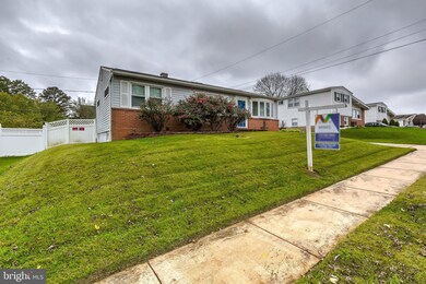 6917 Digby Rd, Gwynn Oak, MD 21207 - photo 4