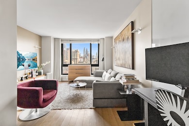 Zeckendorf Towers unit G19D, New York, NY 10003 - photo 2