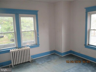 3320 Rowe St, Camden, NJ 08105 - photo 2