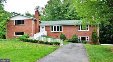 14517 Perrywood Dr, Burtonsville, MD 20866 - photo 2