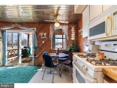 742 Rively Ave, Glenolden, PA 19036 - photo 7