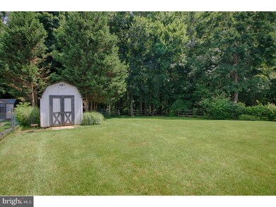 9 Brentwood Dr, Burlington, NJ 08016 - photo 3