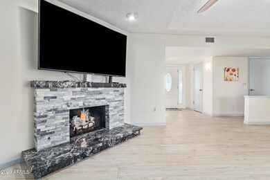 10614 W Cameo Dr, Sun City, AZ 85351 - photo 5