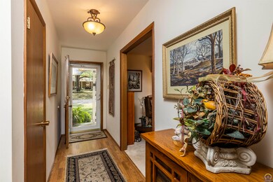 2869 SW Jewell Ave, Topeka, KS 66611 - photo 7