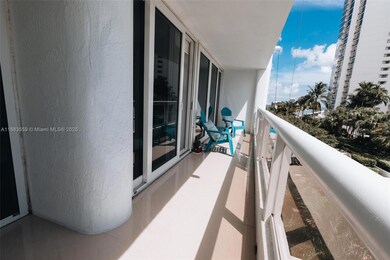 The Grand unit A-1253, Miami, FL 33132 - photo 7