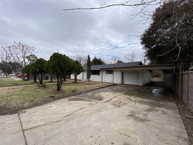 613 Woodard Ave, Cleburne, TX 76033 - photo 2