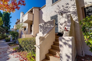 8430 Via Sonoma unit 49, La Jolla, CA 92037 - photo 2