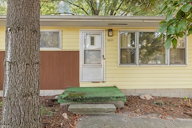 3801 Schlee St, Lansing, MI 48910 - photo 2