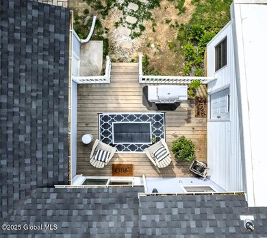 61 Mccormack Rd, Slingerlands, NY 12159 - photo 4