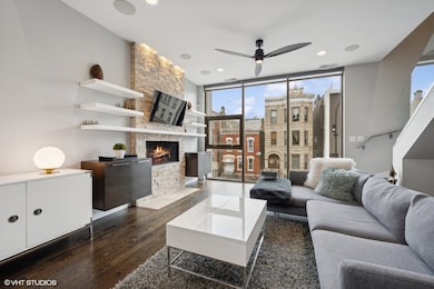 1819 W Augusta Blvd unit 2, Chicago, IL 60622 - photo 3