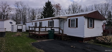 6763 Minnick Rd unit 173, Lockport, NY 14094 - photo 3