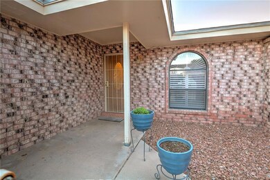 1969 Septiembre Dr, El Paso, TX 79935 - photo 5