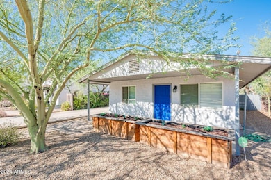 2514 N Mitchell St - MLS-3