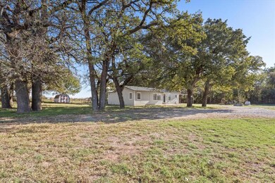 1885 W Highway 114, Paradise, TX 76073 - photo 2
