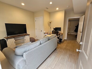 50 Taylor St unit 2, Waltham, MA 02453 - photo 4
