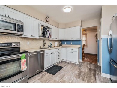 4128 39th Place, Des Moines, IA 50310 - photo 6