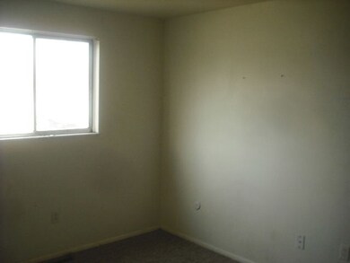 4991 Albany Dr, Columbus, OH 43232 - photo 7