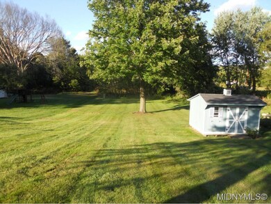 Deep Backyard (261)