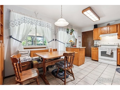 2516 S Cimarron St, Aurora, CO 80014 - photo 5