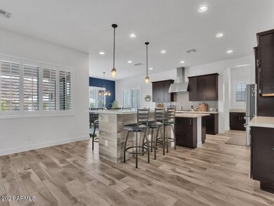 007_KITCHEN AREA