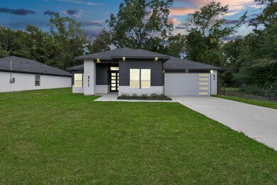 517 Lovers Ln, Dayton, TX 77535 - photo 3