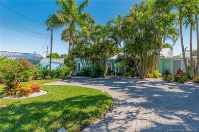 2340 NE Park St unit B, Jensen Beach, FL 34957 - photo 3