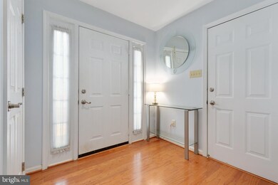 5302 Chase Lions Way, Columbia, MD 21044 - photo 3