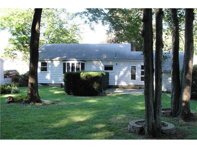 72 Woodmont Dr, Cranston, RI 02920 - photo 2