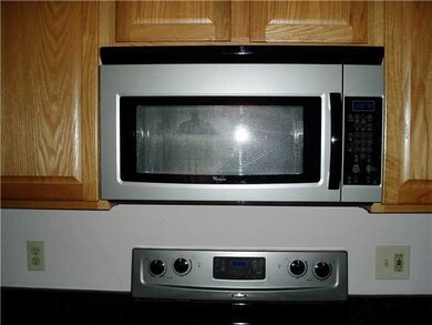 4057 Elbern Ave, Columbus, OH 43213 - photo 5