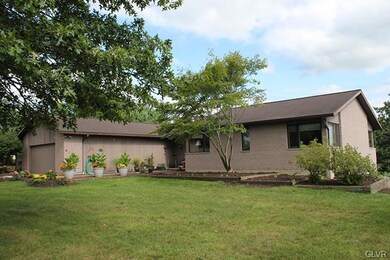 1755 Arden Ln, Bethlehem, PA 18015 - photo 2