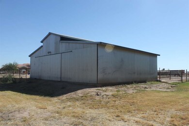 barn