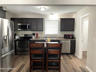 722 Henderson Dr, Jacksonville, NC 28540 - photo 7