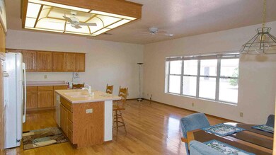 2432 S Honeysuckle Cir, Mesa, AZ 85209 - photo 5