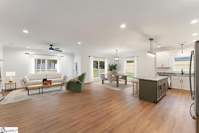 704 Sherwood Ave, Honea Path, SC 29654 - photo 4