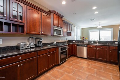 Master Kitchen