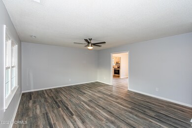 107 Lance Ct, Jacksonville, NC 28546 - photo 2