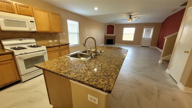 6627 Hampden Point Ct, Houston, TX 77040 - photo 4