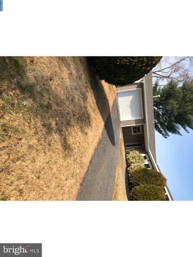 29 Fleetwood Place, Willingboro, NJ 08046 - photo 2