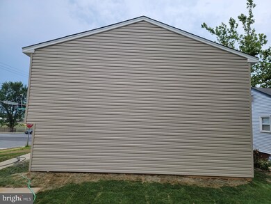 6700 Duluth St, Hyattsville, MD 20785 - photo 5