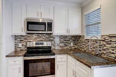 2023 Huldy St unit 8, Houston, TX 77019 - photo 3