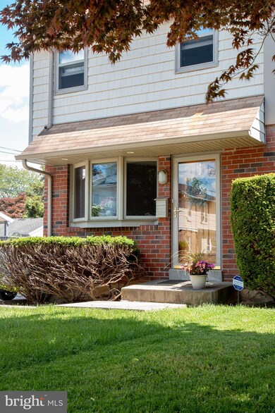 3422 Albemarle Ave, Drexel Hill, PA 19026 - photo 4