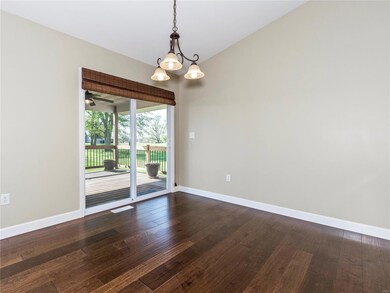 2053 Briarbend Ct, Maryville, IL 62062 - photo 6