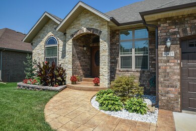 887 W Chestnut Bend Cir, Nixa, MO 65714 - photo 3