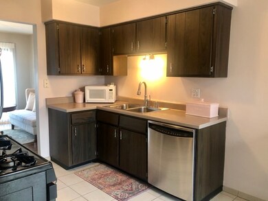 1569 S Prospect St, Wheaton, IL 60189 - photo 3